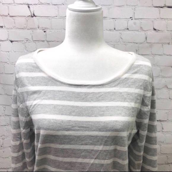 Jones New York Striped Tie Front Sweater Gray Size Medium Long Sleeve - Picture 3 of 6